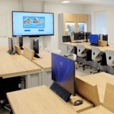 Multifunkční učebna od návrhu po realizaci: flexibilní a moderní prostor pro výuku