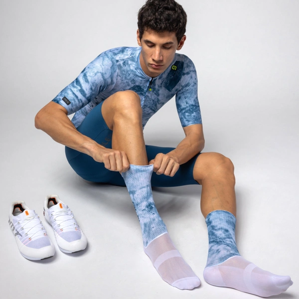 Cyklistické aero ponožky ALÉ TYPHOON ACCESSORI - Velikost M/40-43