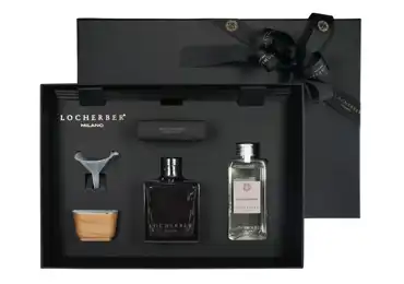 Dárková sada s vůní AZAD KASHMERE - flakon aroma difuzéru + náplň 250 ml + tyčinky + trychtýřek + víčko z ořechového dřeva + vonný sáček