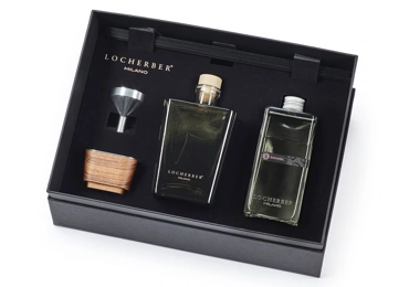 Dárková sada s vůní BANKSIA - flakon aroma difuzéru + náplň 500 ml + tyčinky + trychtýřek + víčko z ořechového dřeva