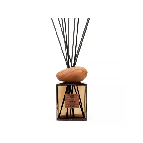 Difuzér s tyčinkami a dřevěným víčkem ve tvaru oblázku s vůní ARAMAIK - 2500 ml
