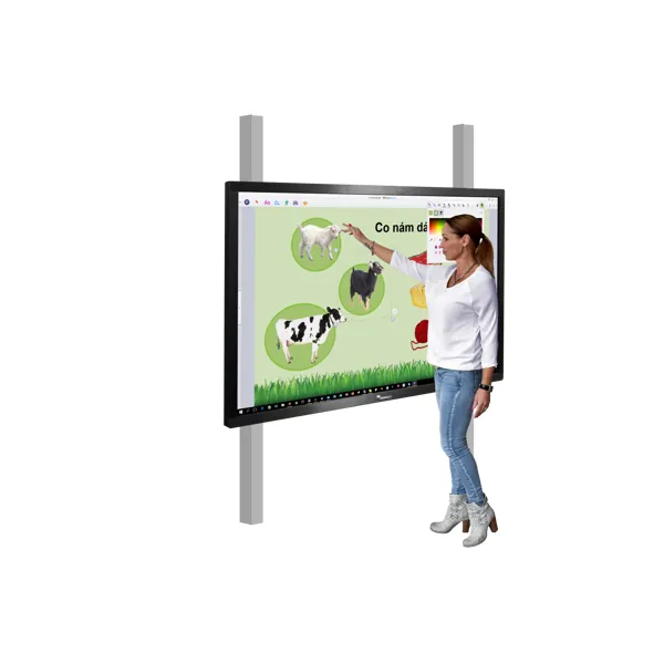 Dotykový displej 75'' na pylonech