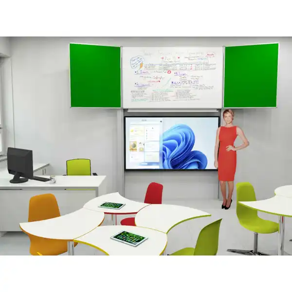 Dotykový LCD displej 86" s tabulí Triiptych na pylonech