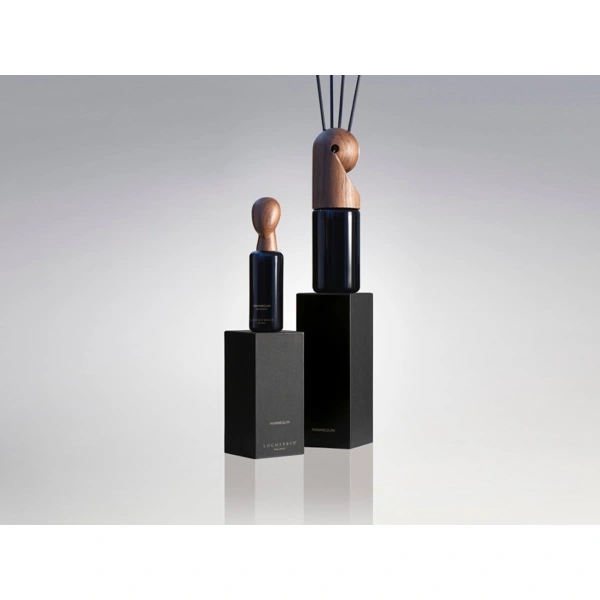 Eau de parfum s vůní MANNEQUIN v luxusním balení - 100 ml