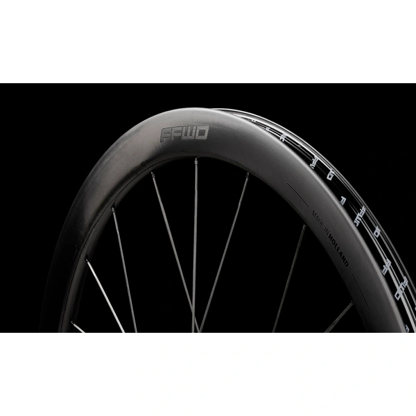 Karbonová kola RAW CS (44 mm), FFWD/CS 2:1, MattBlack, plášť - Campagnolo 9-12sp
