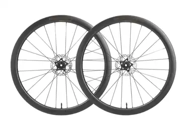 Karbonová kola RYOT44 V2 (44 mm), DT240 2:1 EXP, plášť - SRAM XDR 12sp
