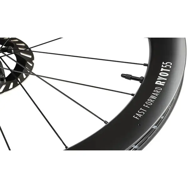 Karbonová kola RYOT55 V2 (55 mm), FFWD N/GAGE 2:1, White, plášť,Shimano 11/12sp