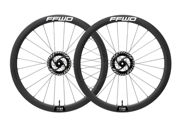 Karbonová kola TYRO V3 (45 mm), FFWD N/LITE 1:1, plášť - Campa N3W