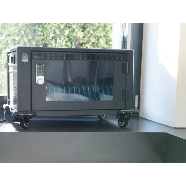 Mobilní nabíjecí skříň pro 16 tabletů nebo notebooků