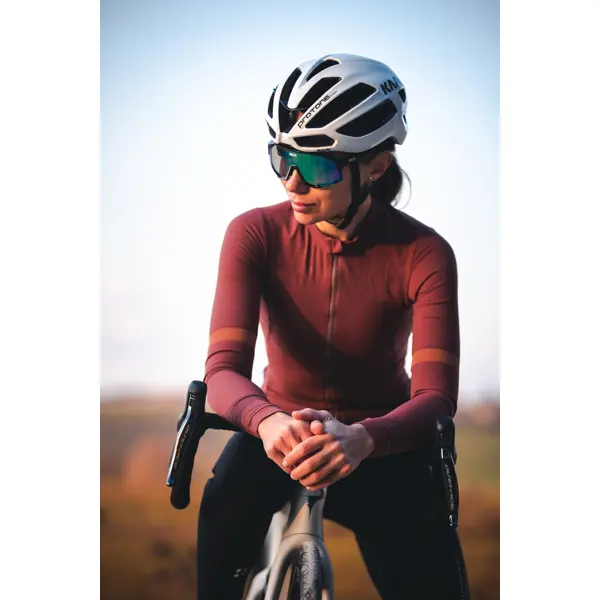 Protone Icon WG11 White - Velikost M (52-58)