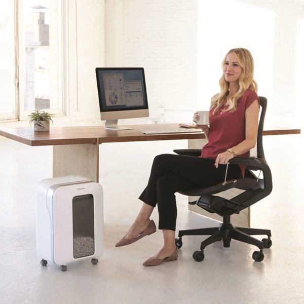 Skartovač Fellowes LX 201 bílý
