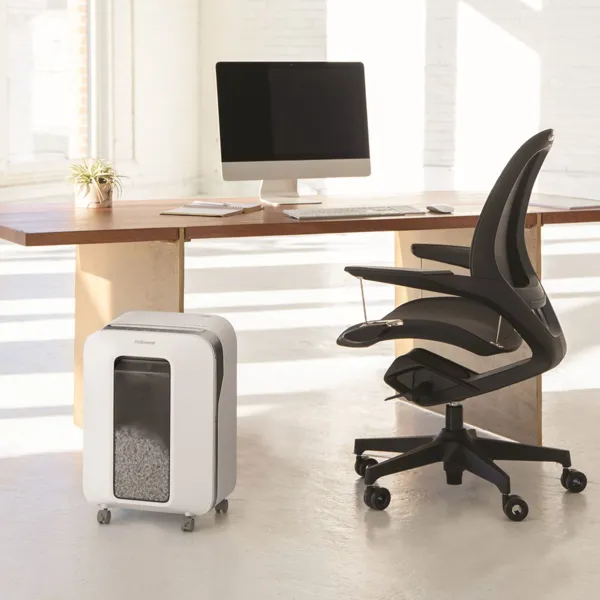 Skartovač Fellowes LX 201 bílý