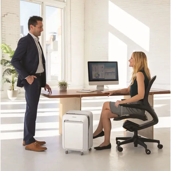Skartovač Fellowes LX 211 bílý
