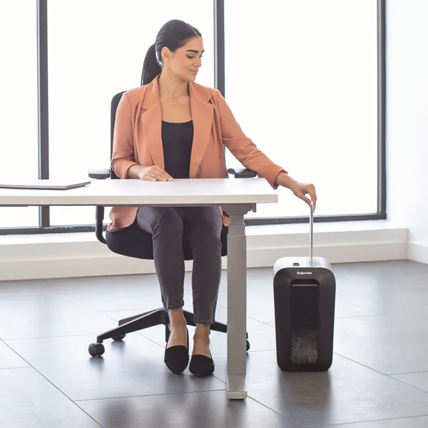 Skartovač Fellowes LX 65