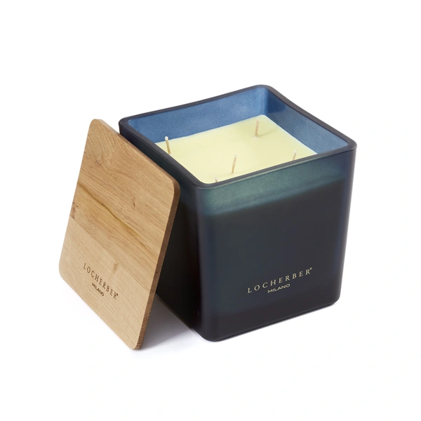 Vonná svíčka v modrém skle s dřevěným víčkem s vůní VENETIAE - 500 g