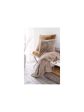Winter Home Kožešinový polštář Guanaco Pearl 45 x 45 cm